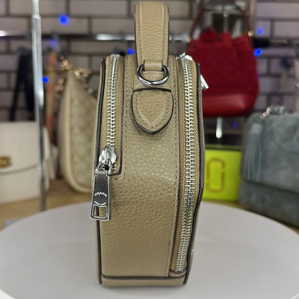 💥COACH - Coach X Jean Michel Basquiat Hexagonal Crossbody Bag - 2ST1 - Picture 13 of 17